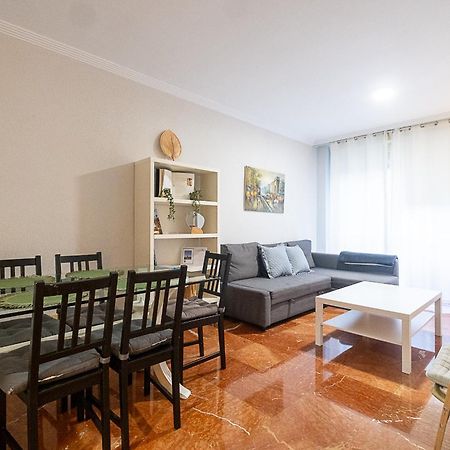 Apartamento New Folch Sevilla A ภายนอก รูปภาพ