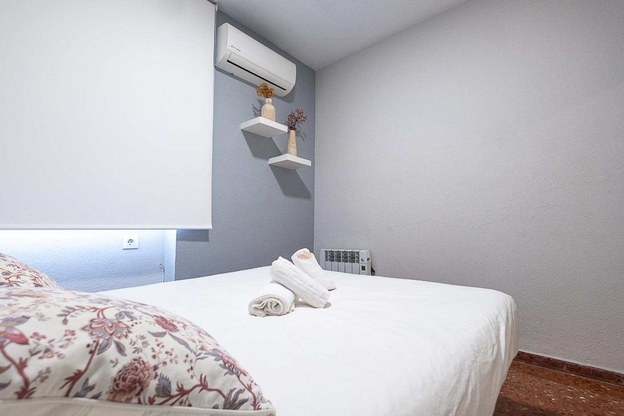 Apartamento New Folch Sevilla A ภายนอก รูปภาพ