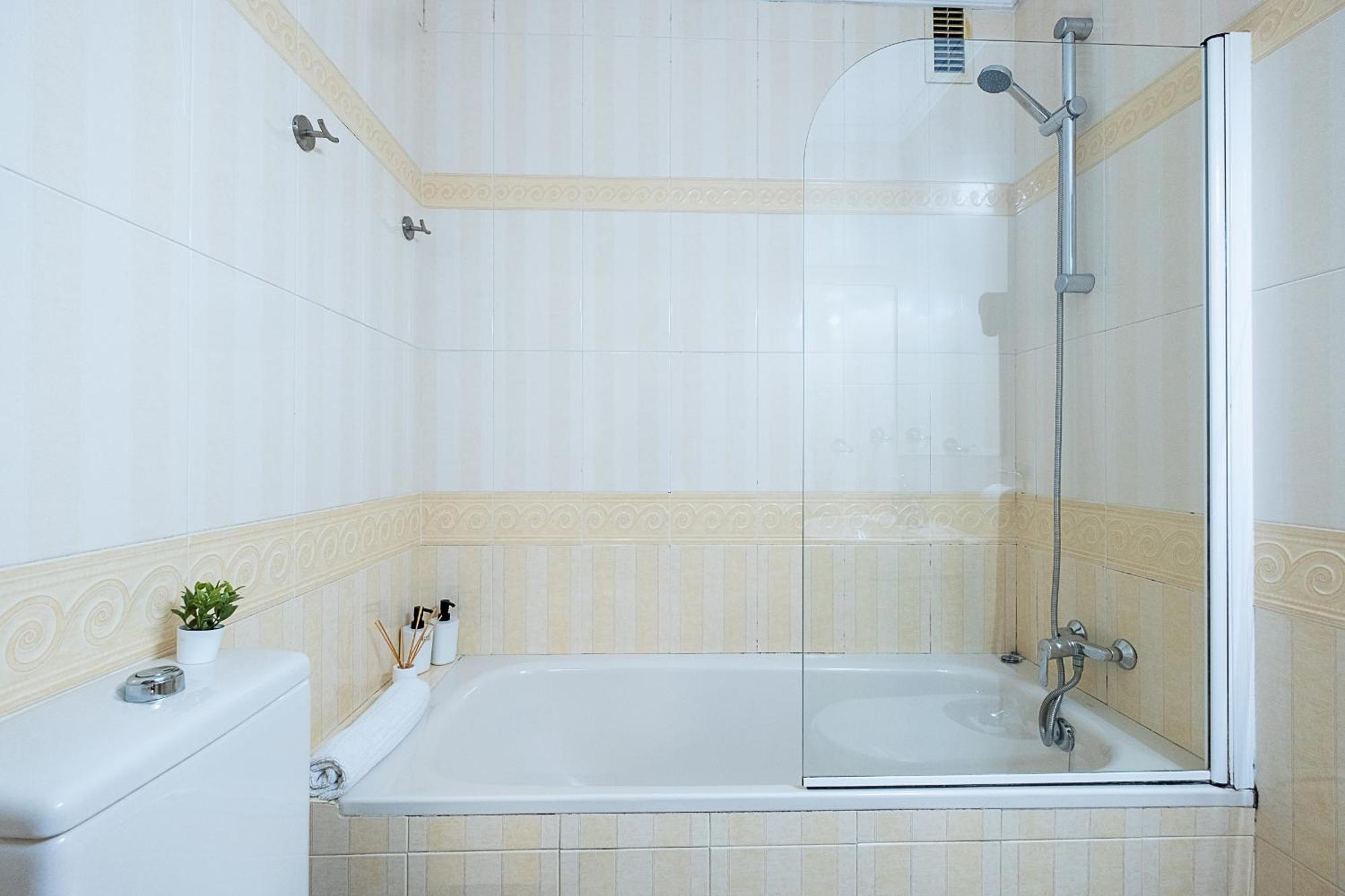 Apartamento New Folch Sevilla A ภายนอก รูปภาพ