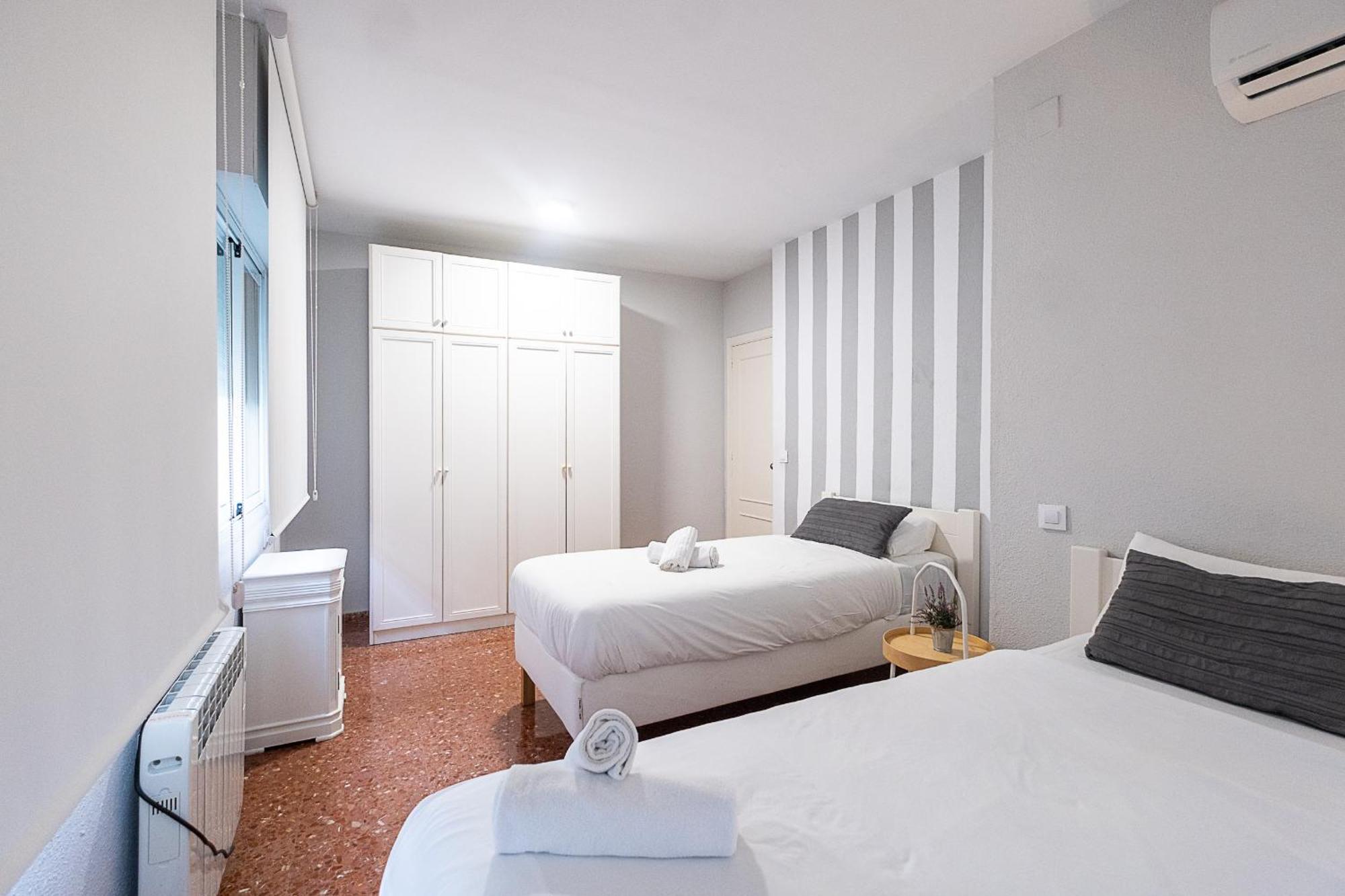 Apartamento New Folch Sevilla A ภายนอก รูปภาพ
