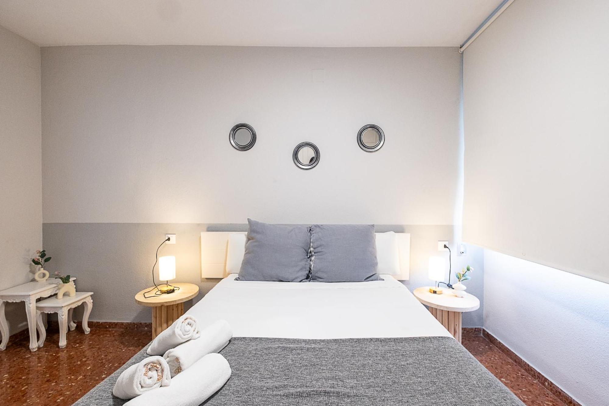 Apartamento New Folch Sevilla A ภายนอก รูปภาพ